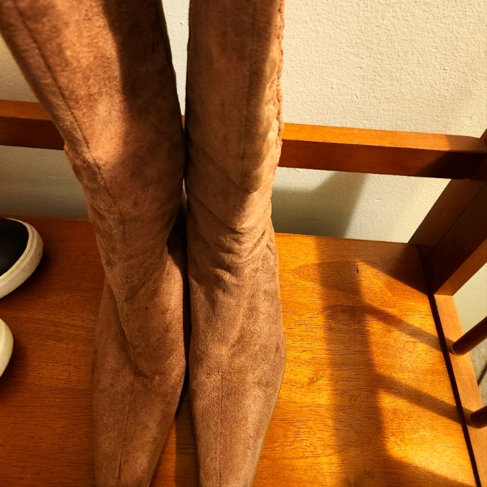 Vintage faux suede boho boots